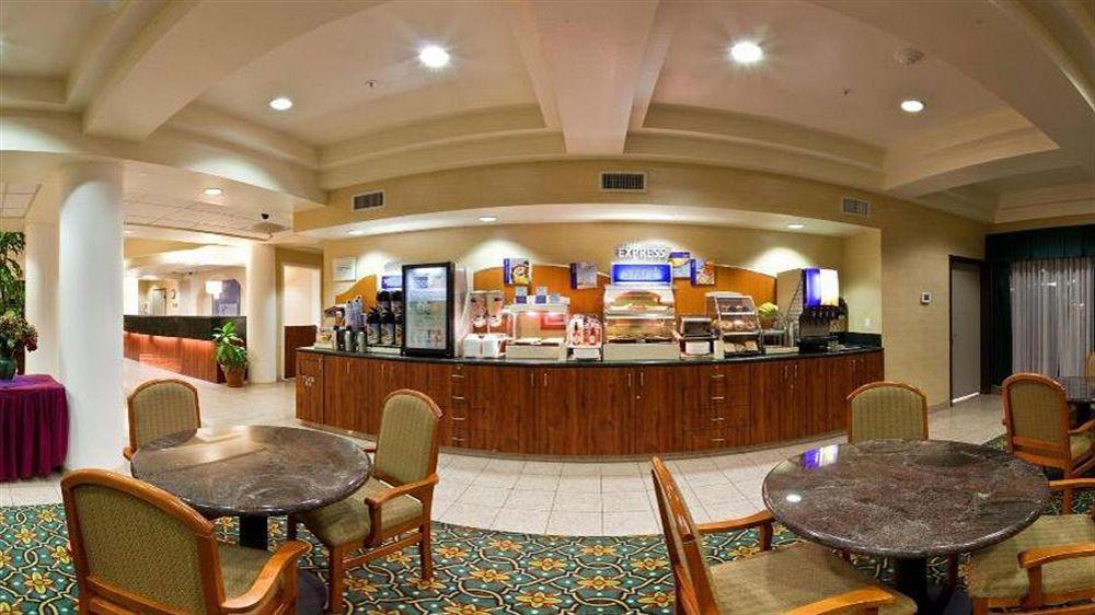 Holiday Inn Express & Suites Tacoma By Ihg Kültér fotó